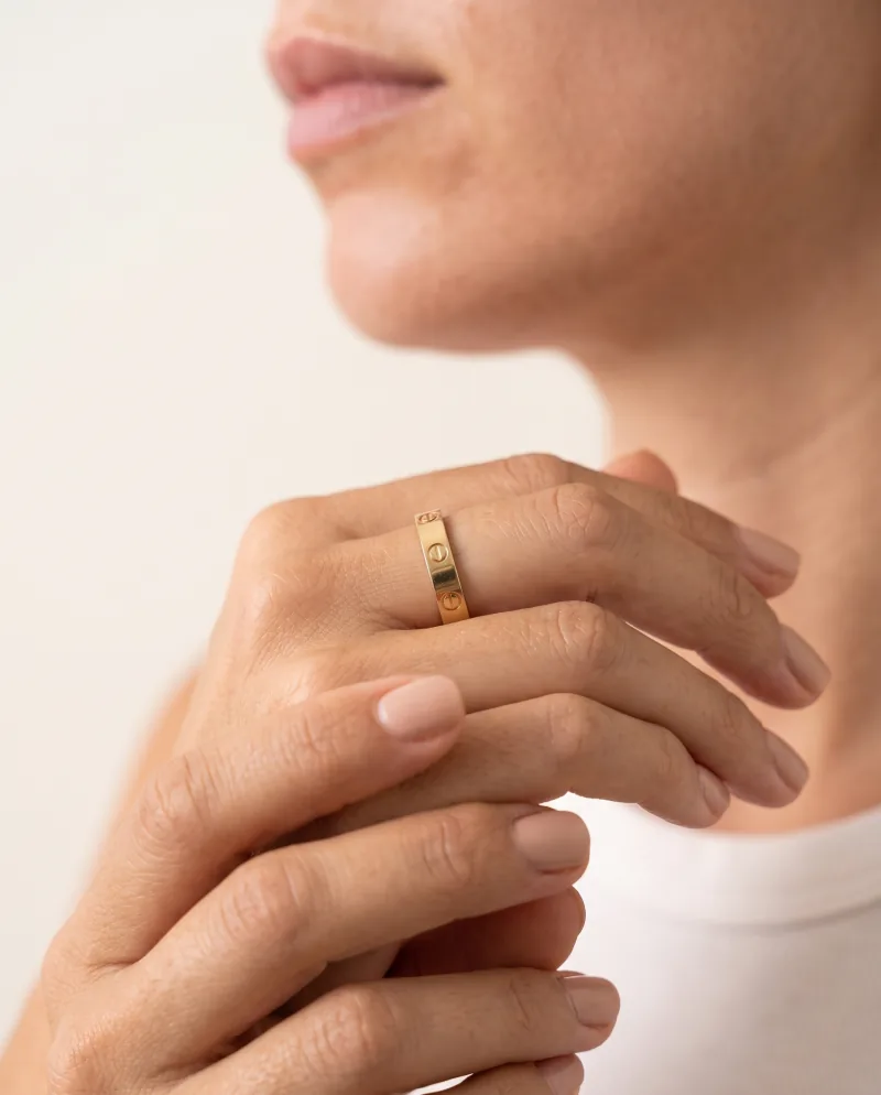 Two hands: the same ring scene from a new angle