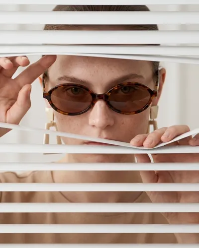 The Custom Recipe built for it: portrait light through blinds